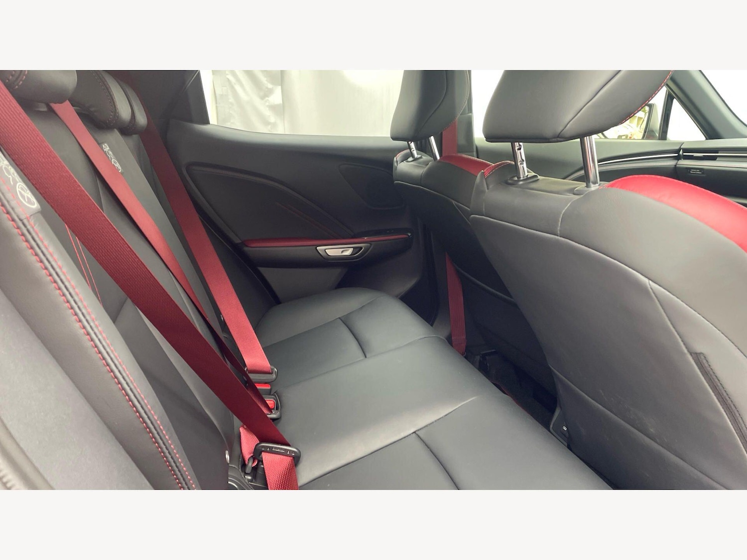 Used Lexus LBX 2025 for sale - 77925996: Photo 11