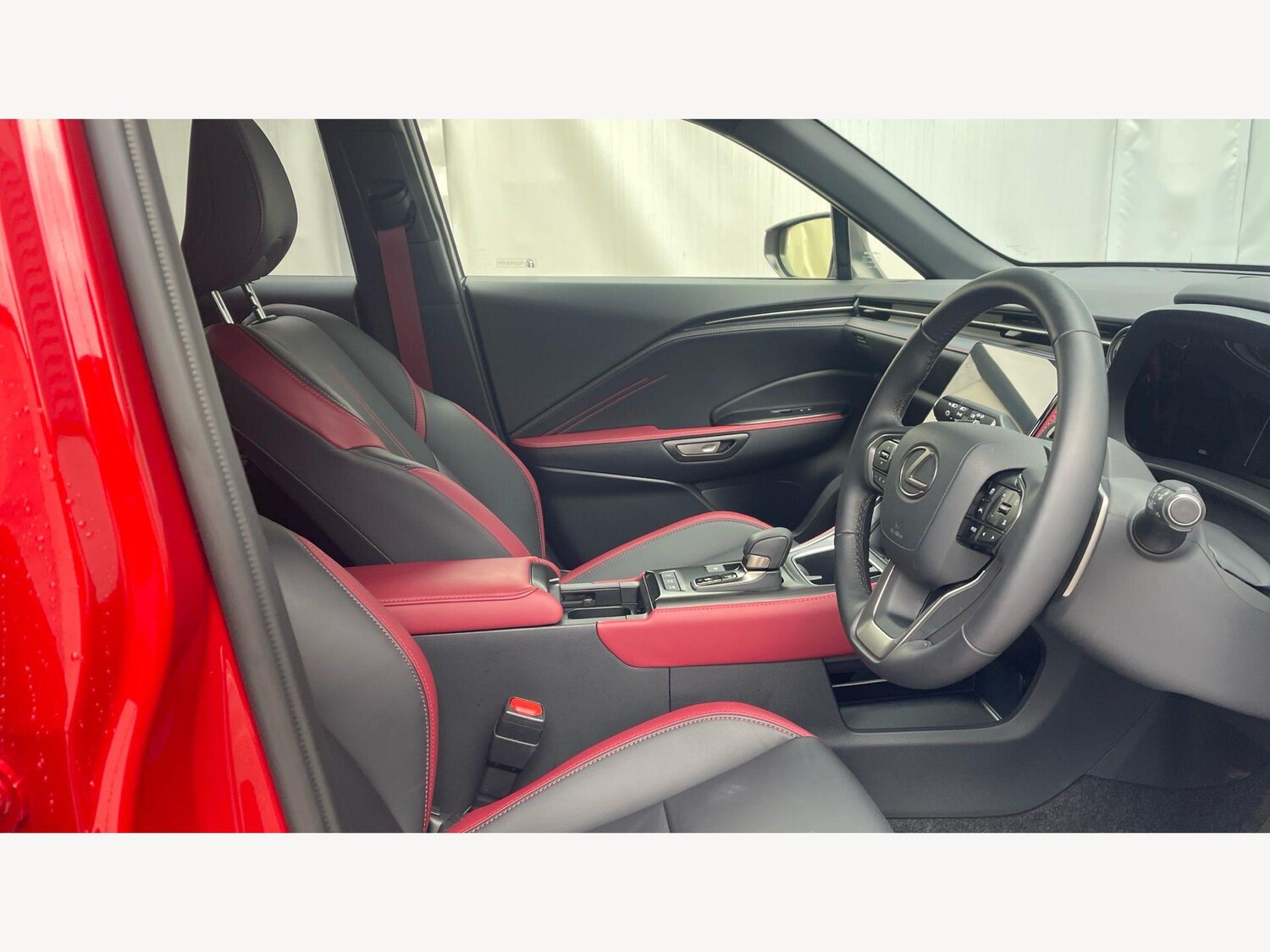 Used Lexus LBX 2025 for sale - 77925996: Photo 15