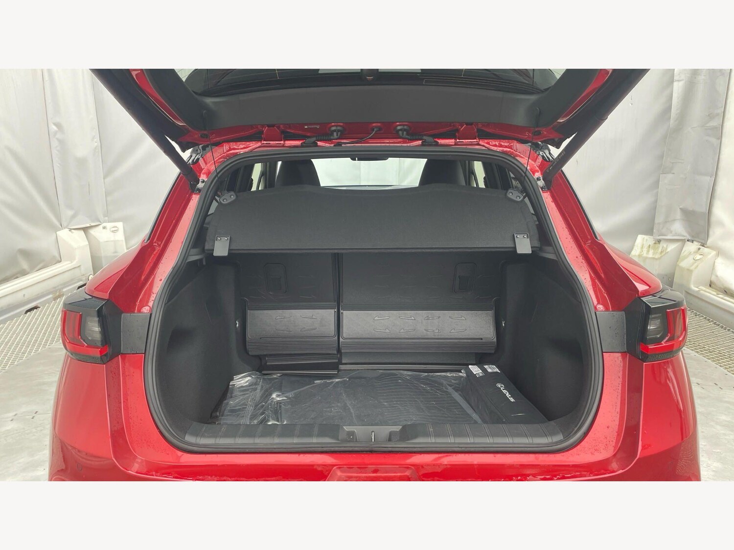 Used Lexus LBX 2025 for sale - 77925996: Photo 17