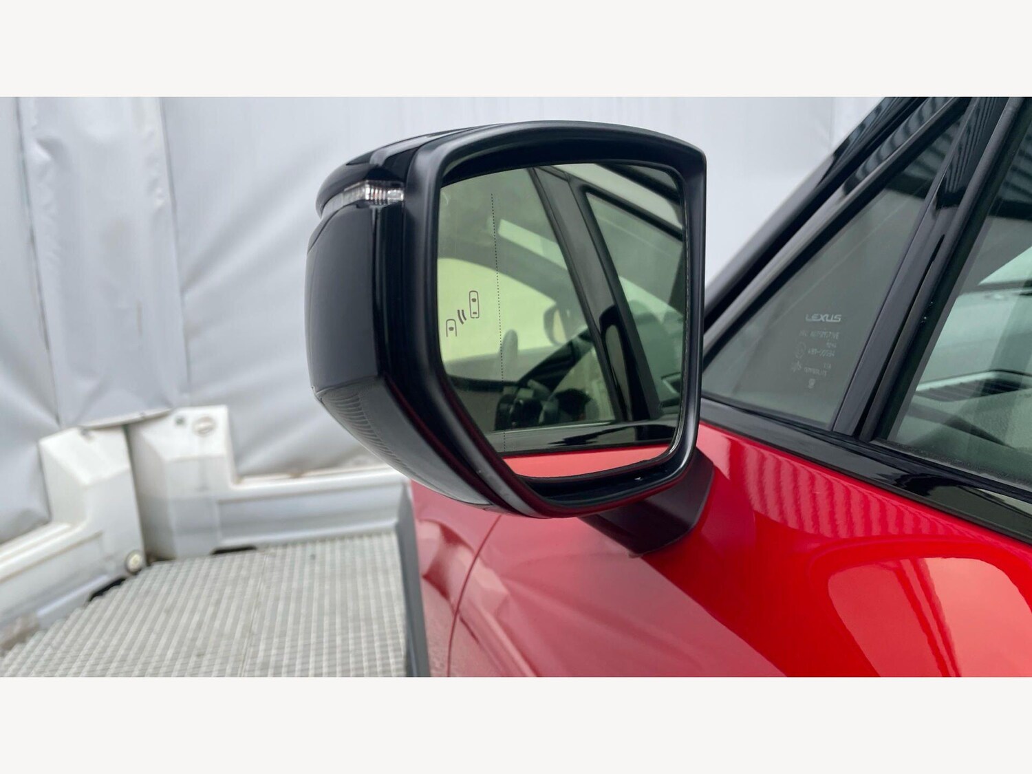 Used Lexus LBX 2025 for sale - 77925996: Photo 27