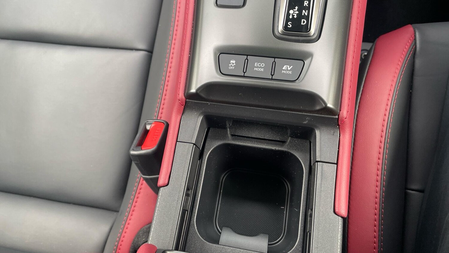 Used Lexus LBX 2025 for sale - 77925996: Photo 48