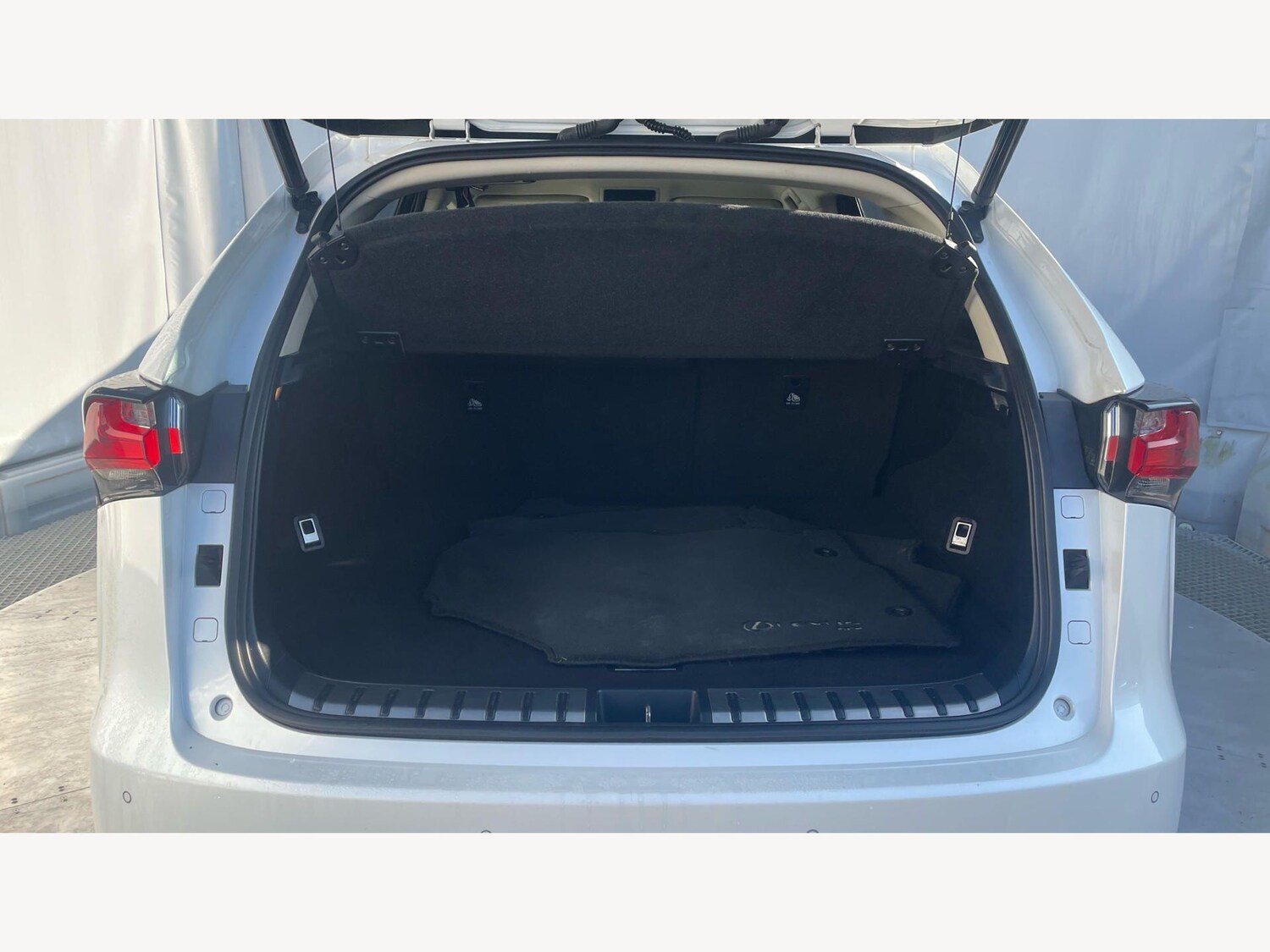 Used Lexus NX 2017 for sale - 77807693: Photo 17