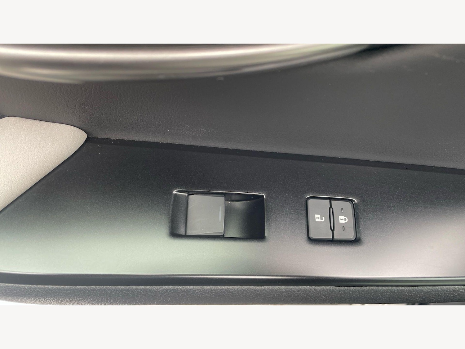 Used Lexus UX 2023 for sale - 77793758: Photo 26