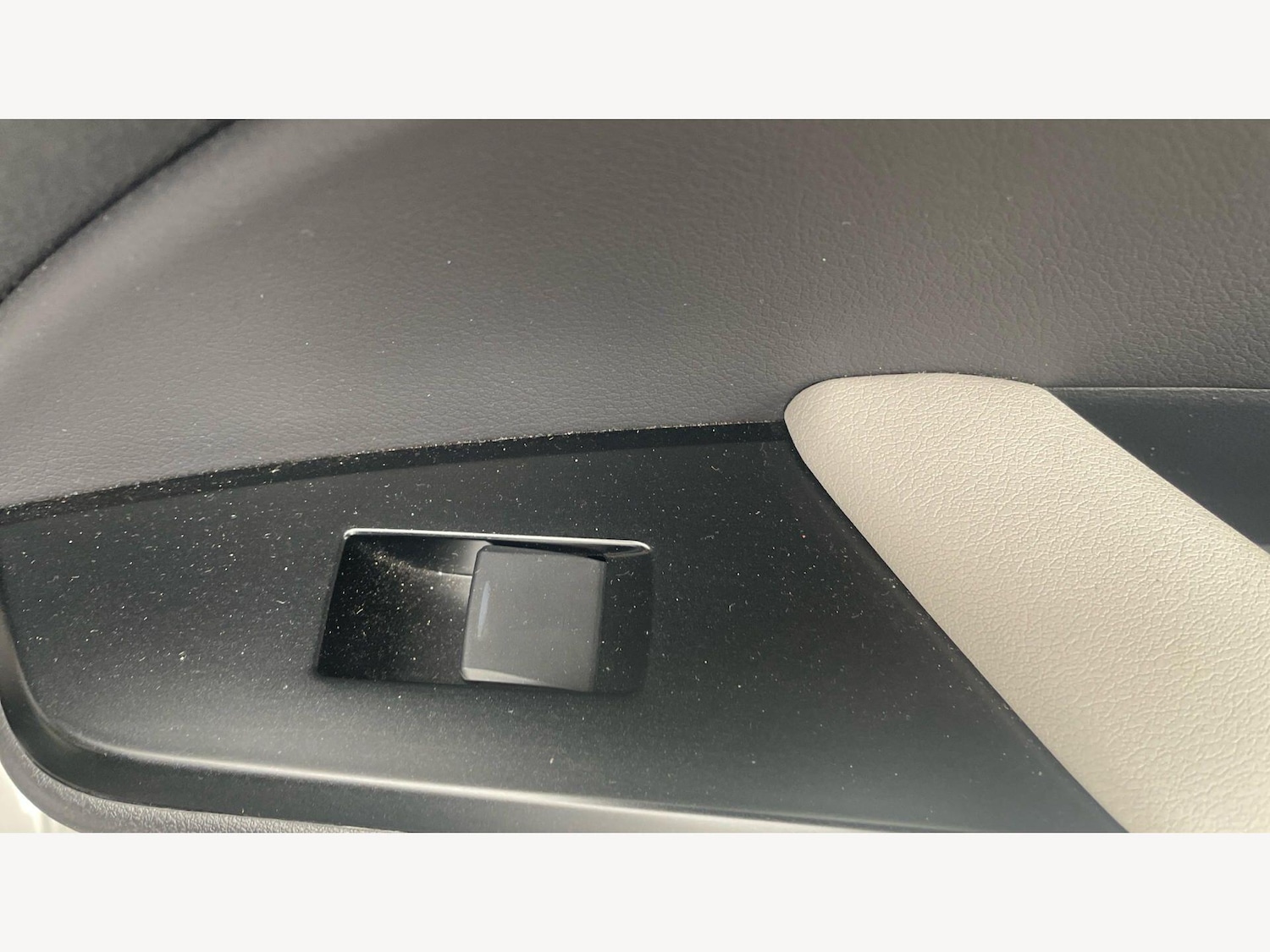 Used Lexus UX 2023 for sale - 77793758: Photo 31