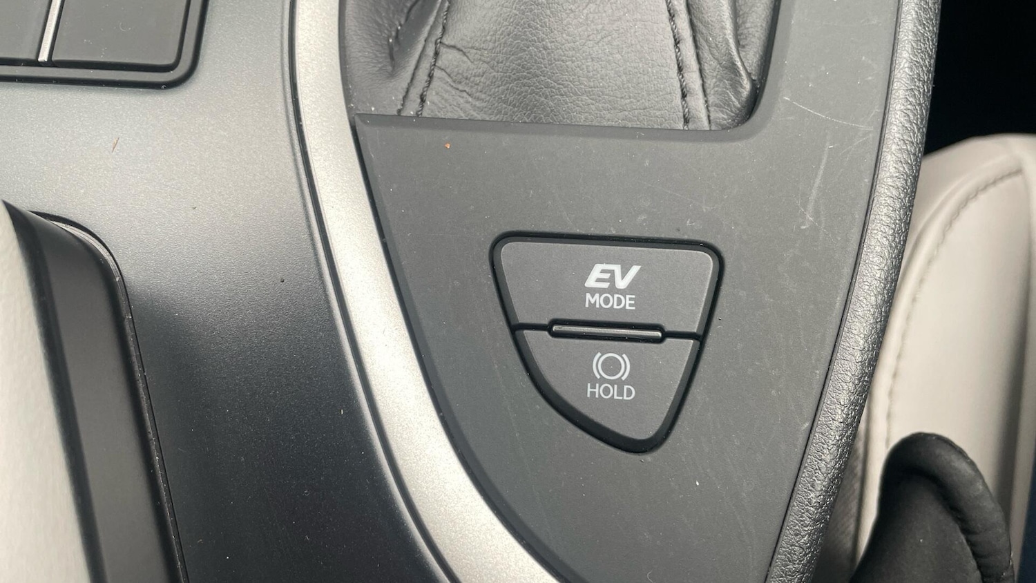 Used Lexus UX 2023 for sale - 77793758: Photo 36