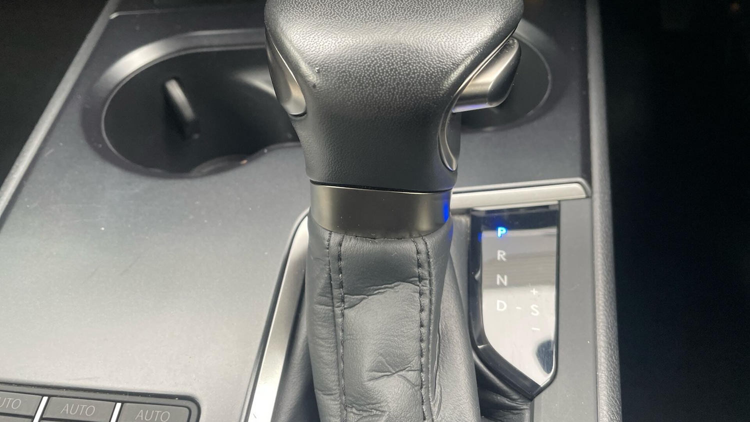 Used Lexus UX 2023 for sale - 77793758: Photo 37