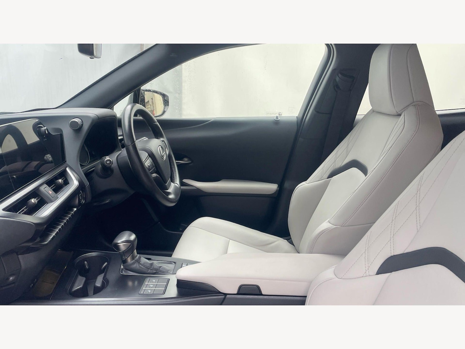 Used Lexus UX 2023 for sale - 77793758: Photo 8