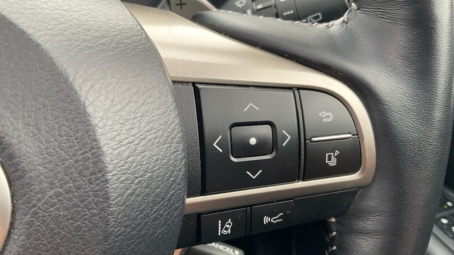 Used Lexus RX 2022 for sale - 77722590: Photo 52