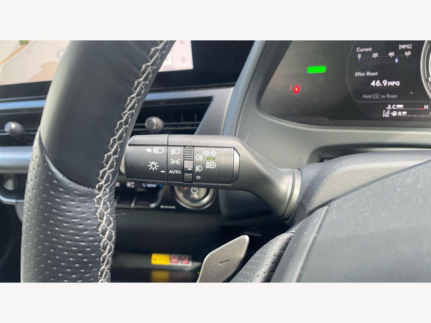 Used Lexus UX for sale - 78128081: Photo 30