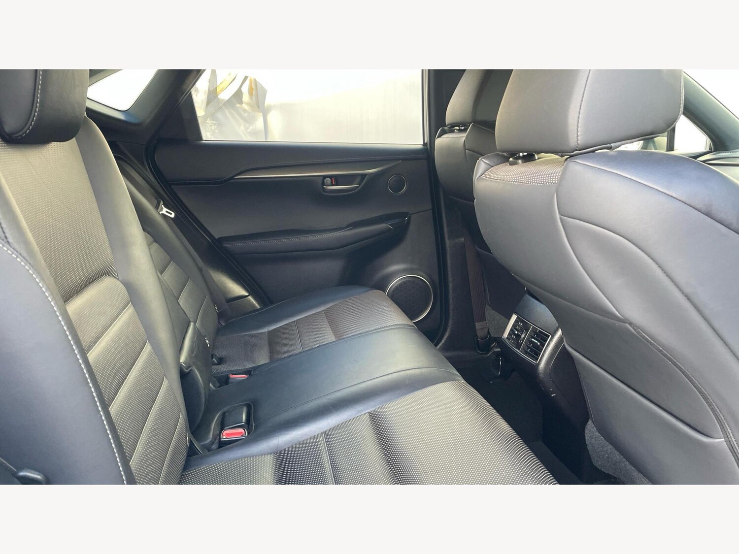 Used Lexus NX 2016 for sale - 76918538: Photo 11