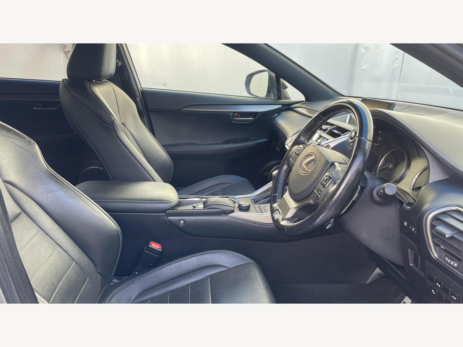 Used Lexus NX 2016 for sale - 76918538: Photo 15