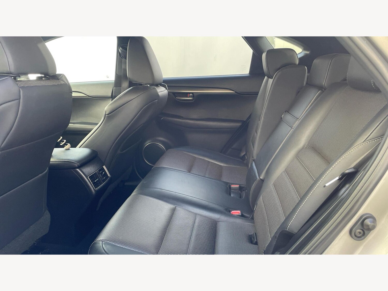 Used Lexus NX 2016 for sale - 76918538: Photo 16