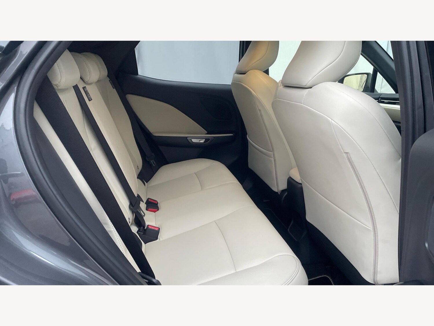 Used Lexus LBX 2024 for sale - 77202463: Photo 11