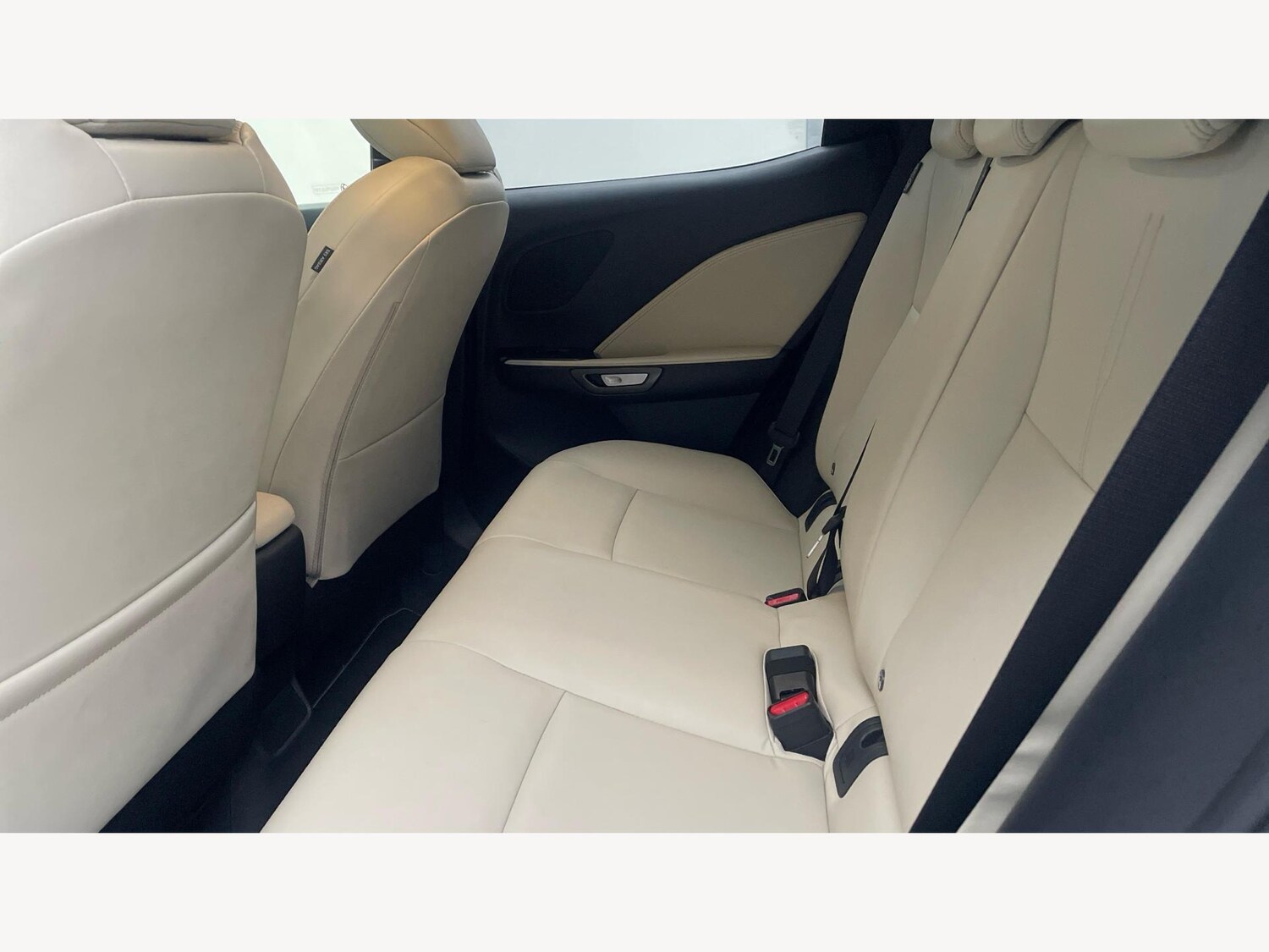 Used Lexus LBX 2024 for sale - 77202463: Photo 16
