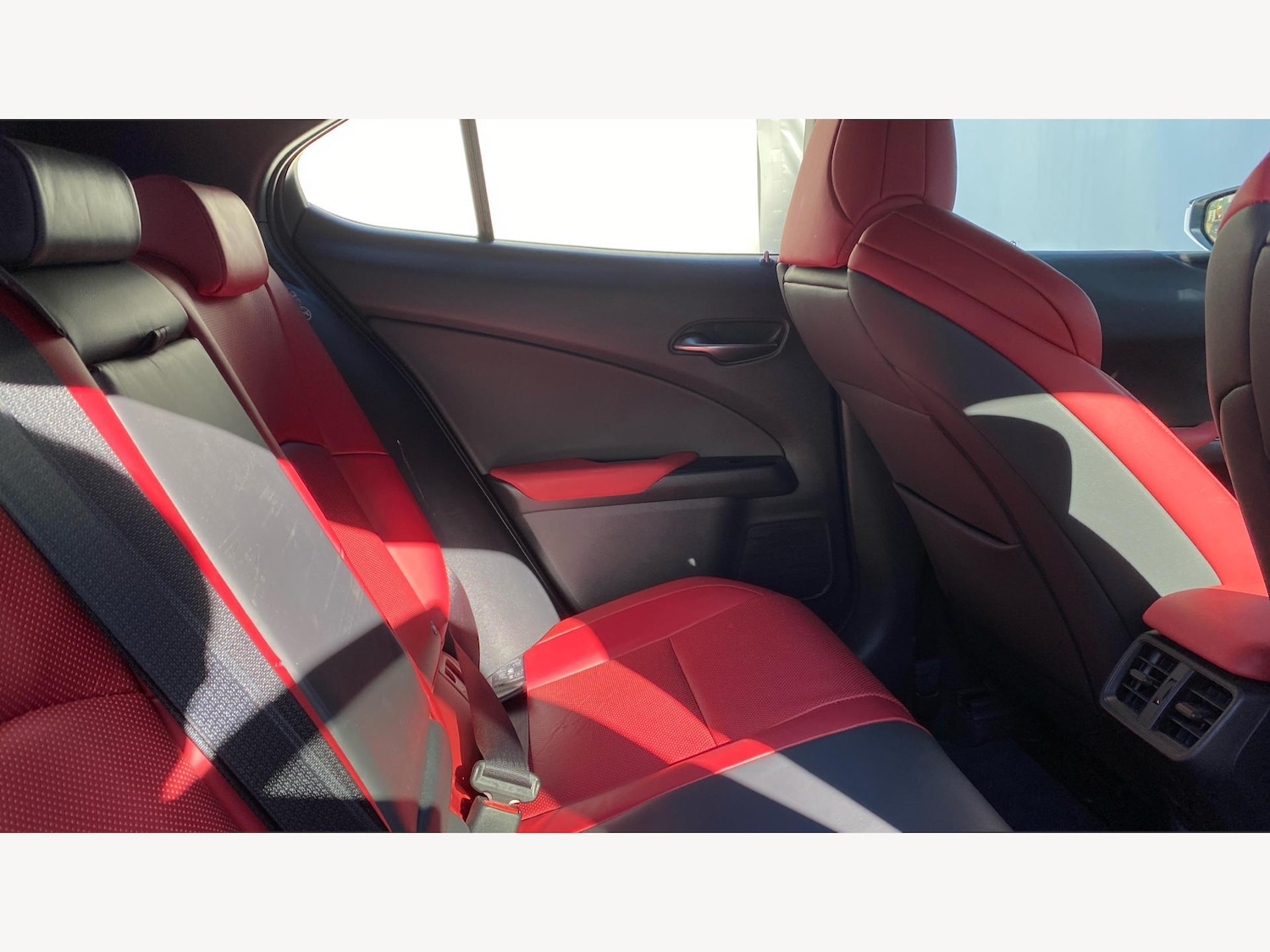 Used Lexus UX 2024 for sale - 77925941: Photo 11