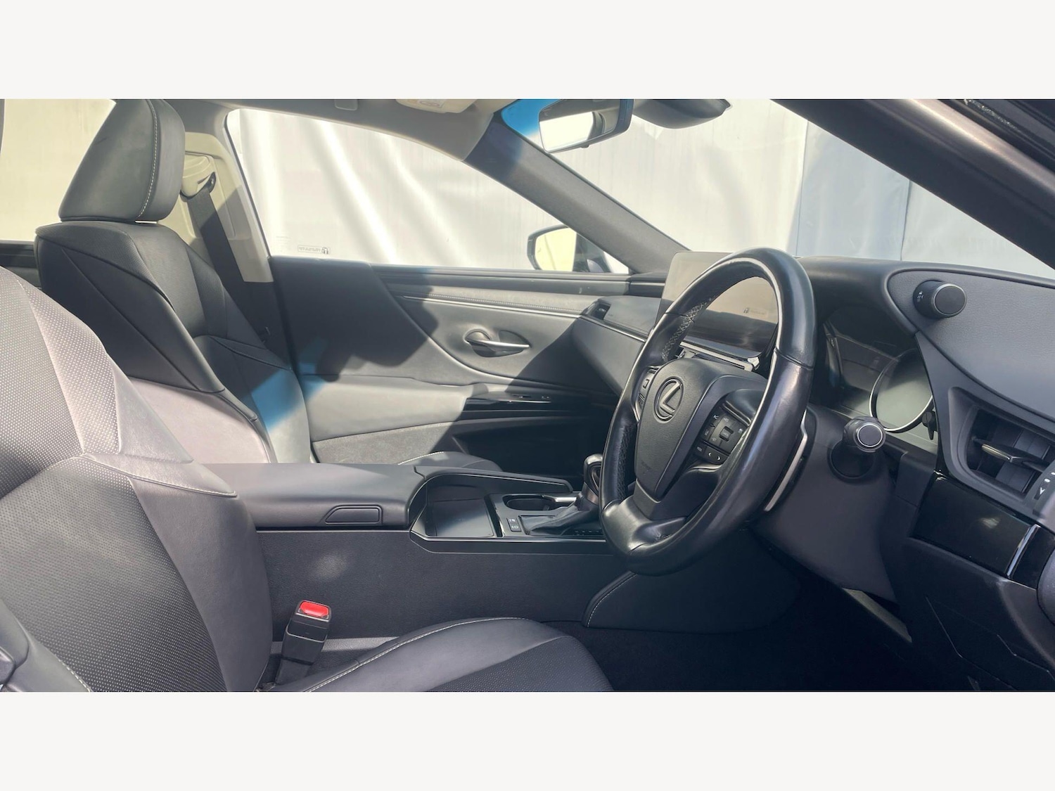 Used Lexus ES 2022 for sale - 77925923: Photo 15