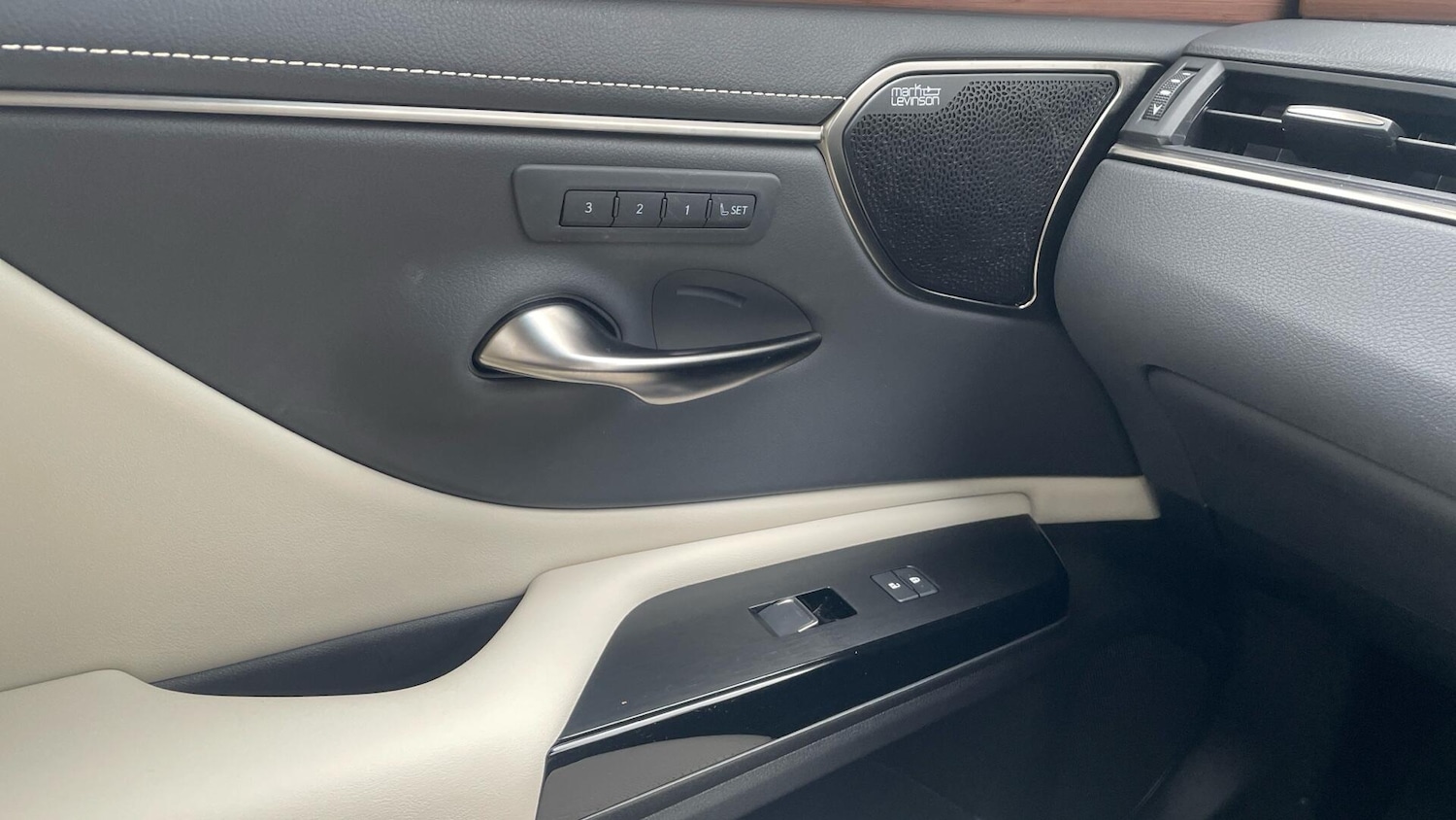 Used Lexus ES for sale - 77807620: Photo 51