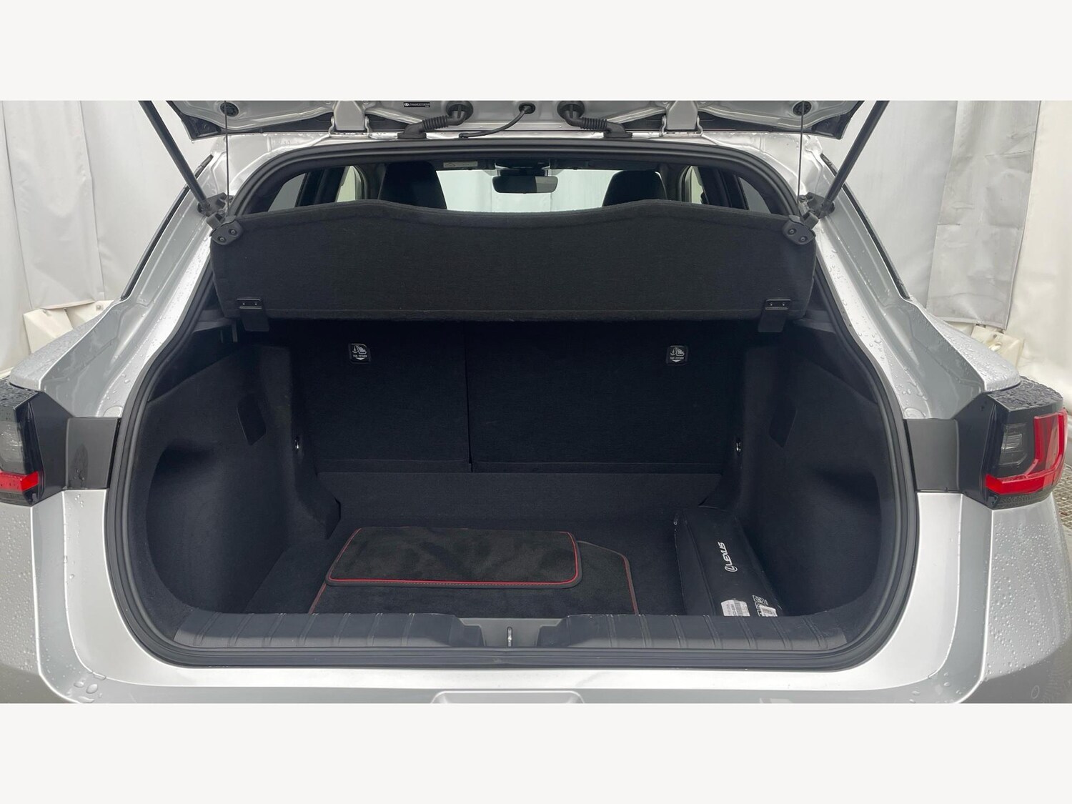 Used Lexus LBX 2025 for sale - 77440203: Photo 17