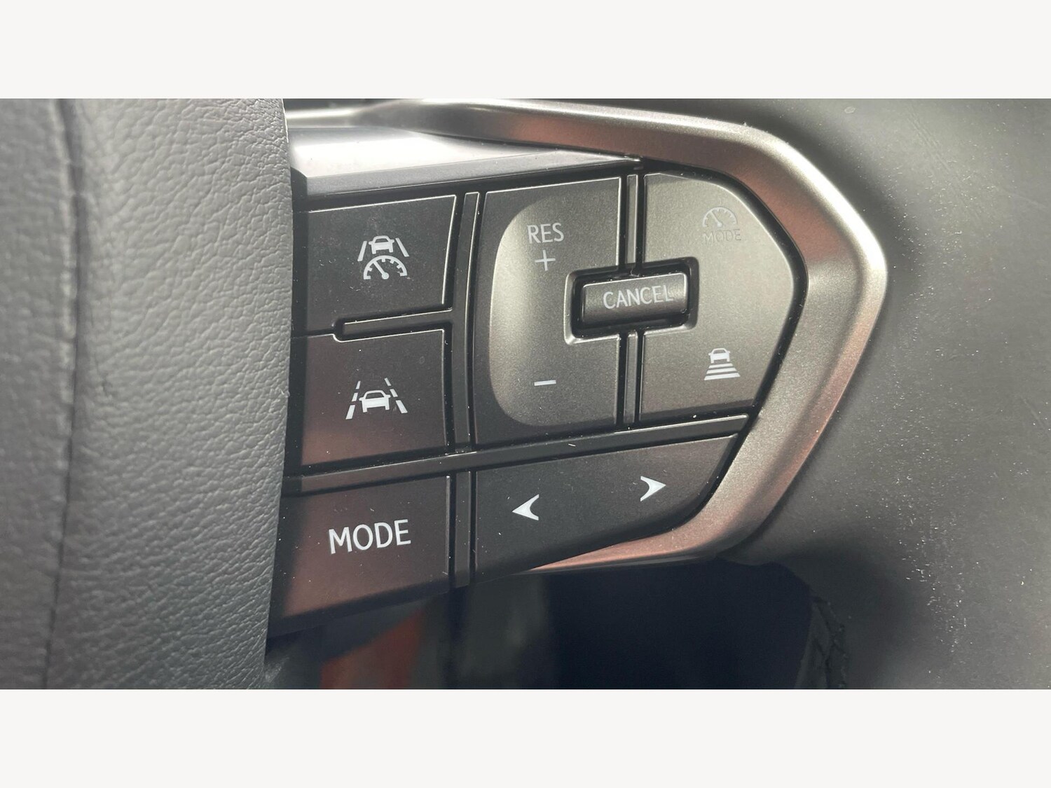 Used Lexus LBX 2025 for sale - 77440203: Photo 28