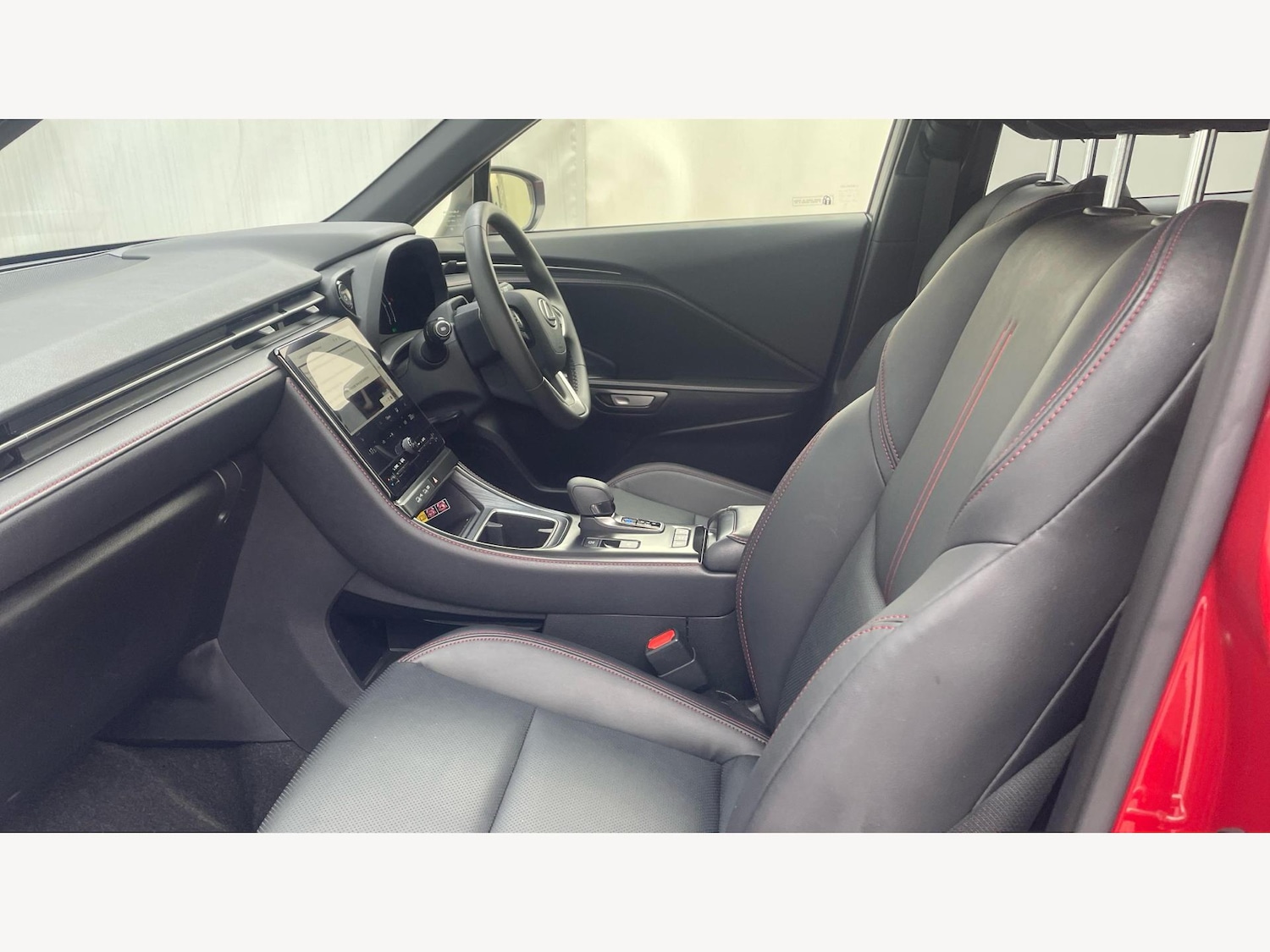 Used Lexus LBX 2024 for sale - 76484640: Photo 8
