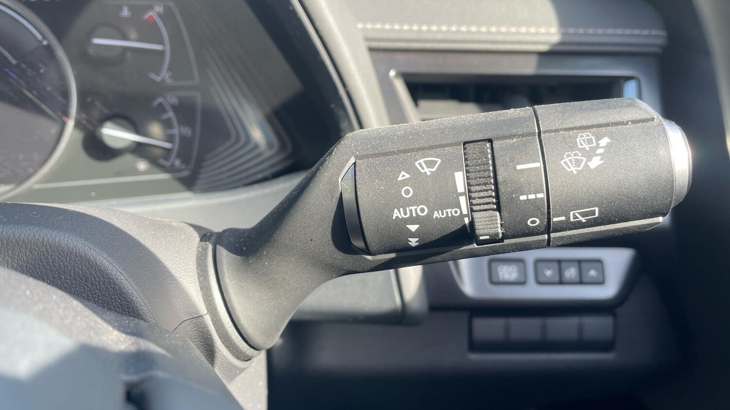 Used Lexus UX 2020 for sale - 77723165: Photo 42