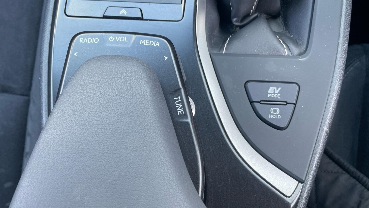 Used Lexus UX 2020 for sale - 77723165: Photo 47