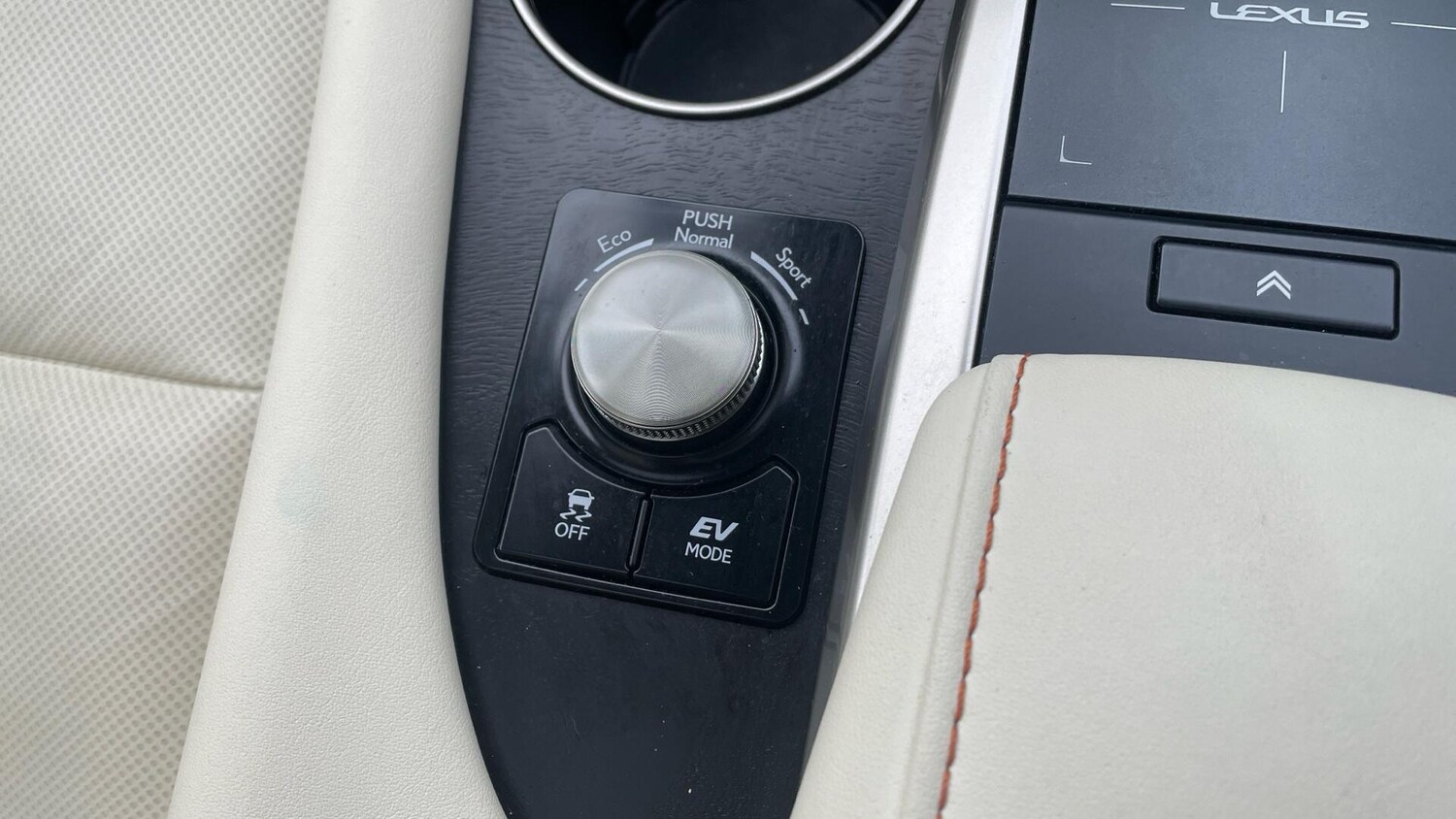 Used Lexus RX 2022 for sale - 77305797: Photo 33