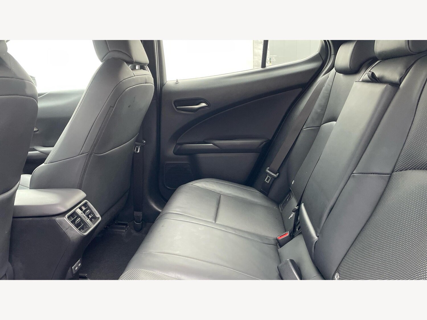 Used Lexus UX 2022 for sale - 77331576: Photo 16