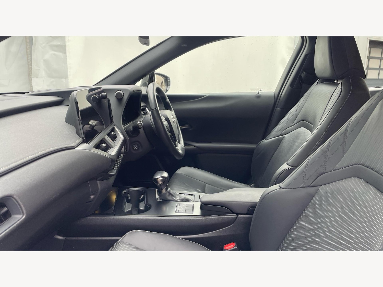 Used Lexus UX 2022 for sale - 77331576: Photo 8