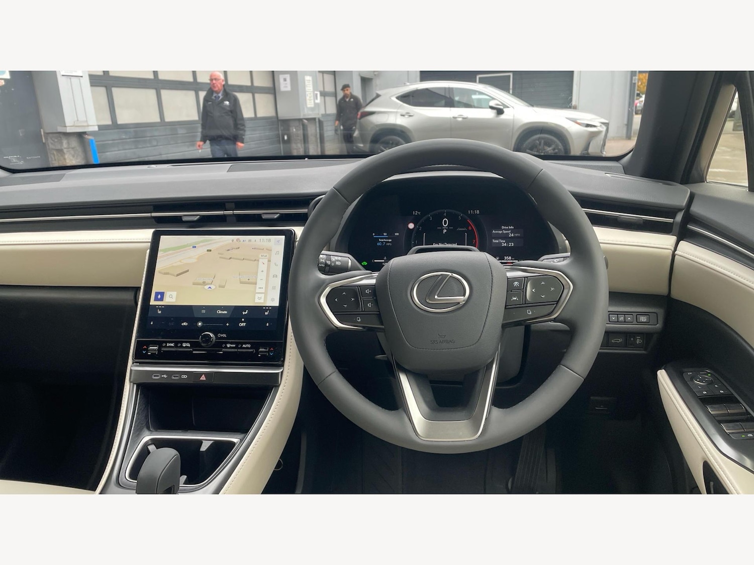 Used Lexus LBX 2025 for sale - 76381253: Photo 10