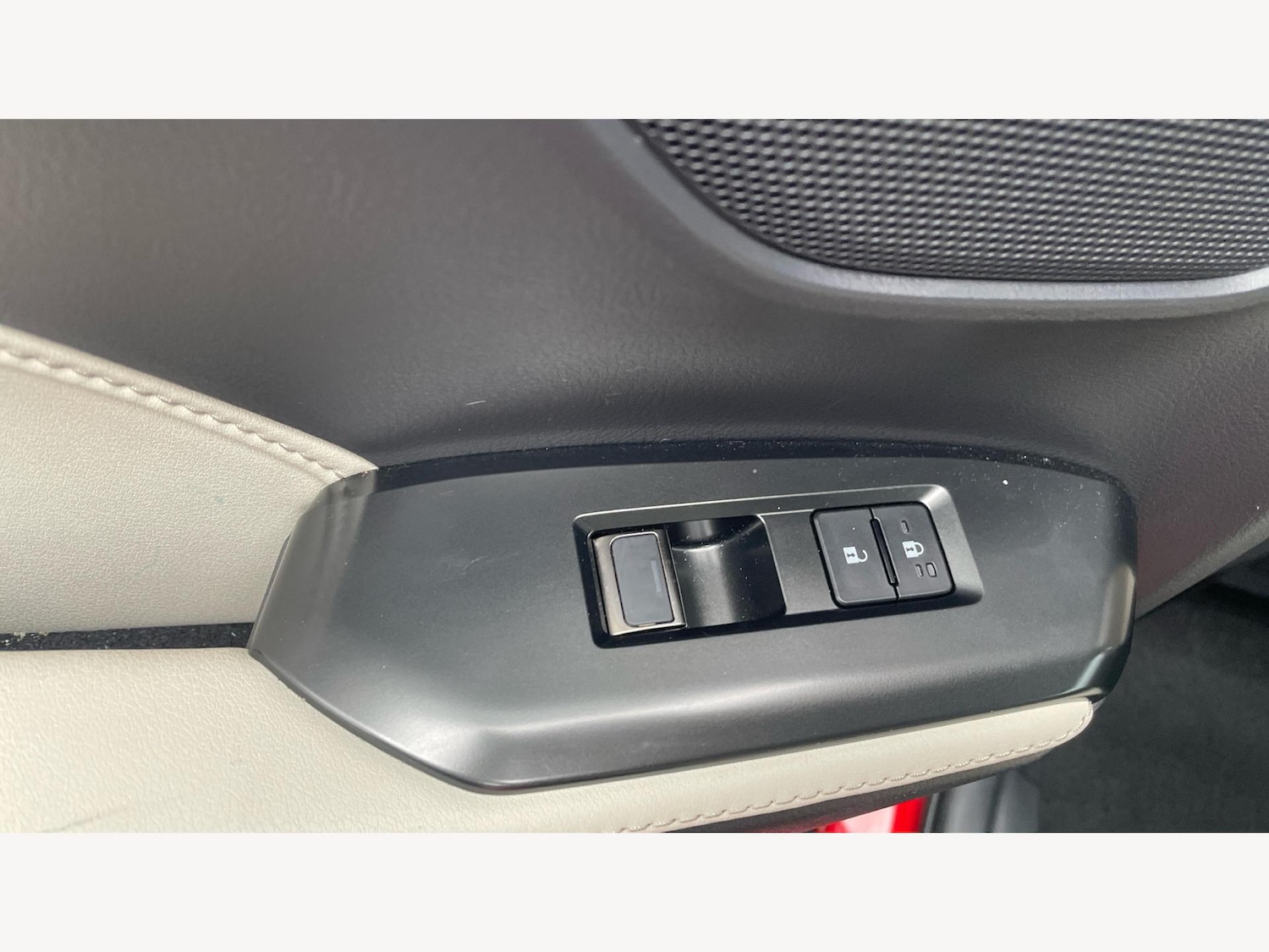 Used Lexus LBX 2025 for sale - 76381253: Photo 28