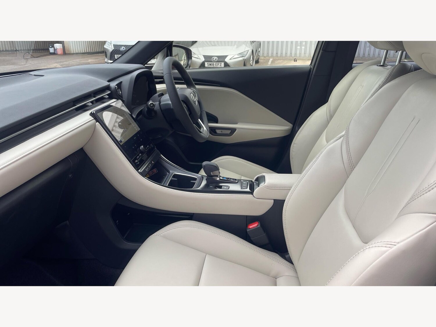 Used Lexus LBX 2025 for sale - 76381253: Photo 29