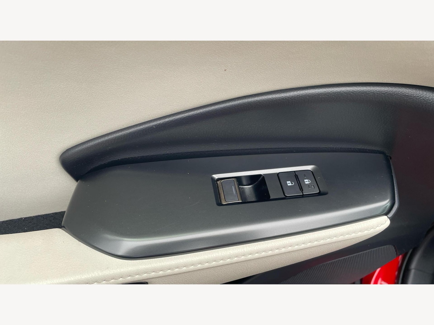 Used Lexus LBX 2025 for sale - 76381253: Photo 30