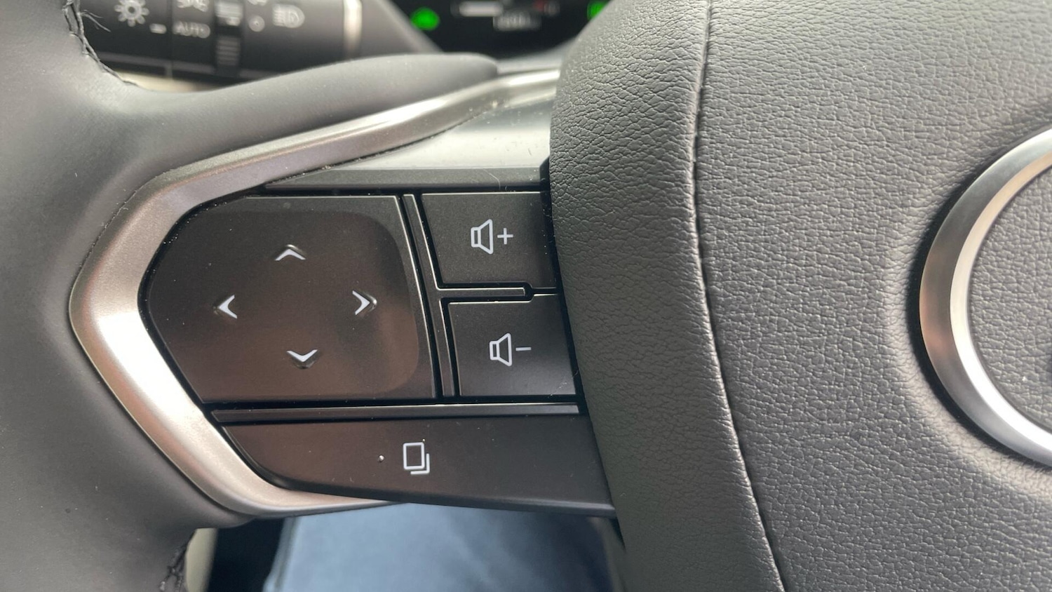 Used Lexus LBX 2025 for sale - 76381253: Photo 47