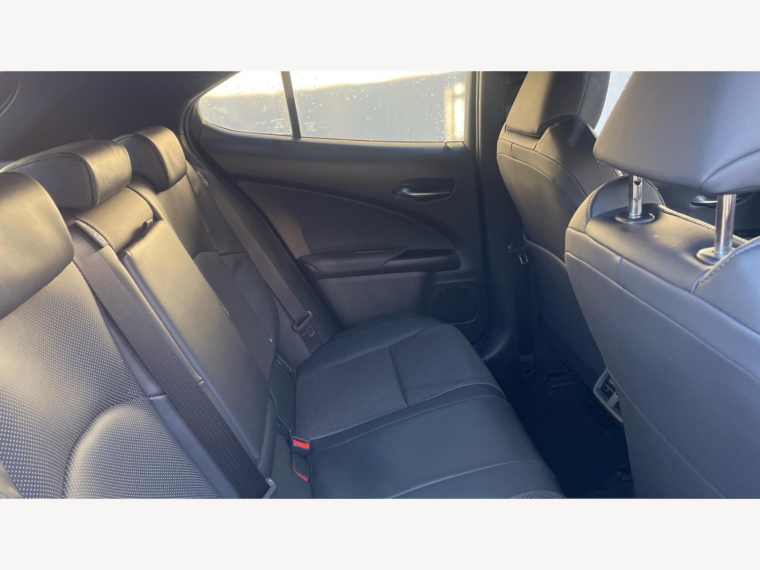 Used Lexus UX 2025 for sale - 77156697: Photo 11