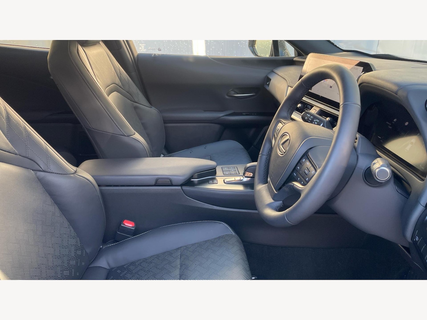 Used Lexus UX 2025 for sale - 77156697: Photo 15
