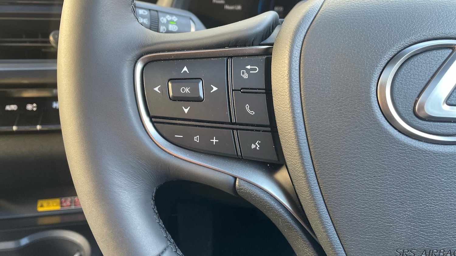 Used Lexus UX 2025 for sale - 77156697: Photo 33