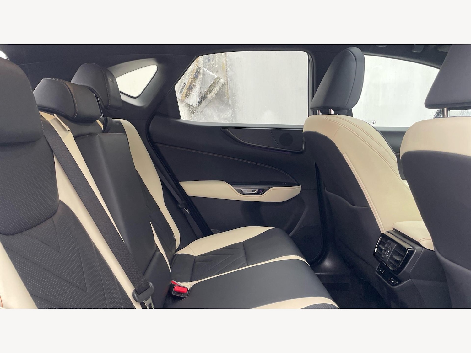 Used Lexus NX 2022 for sale - 76886808: Photo 11