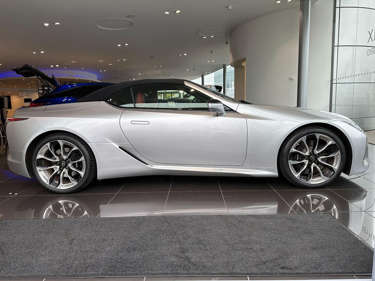 Used Lexus LC 2022 for sale - 76715059: Photo 16
