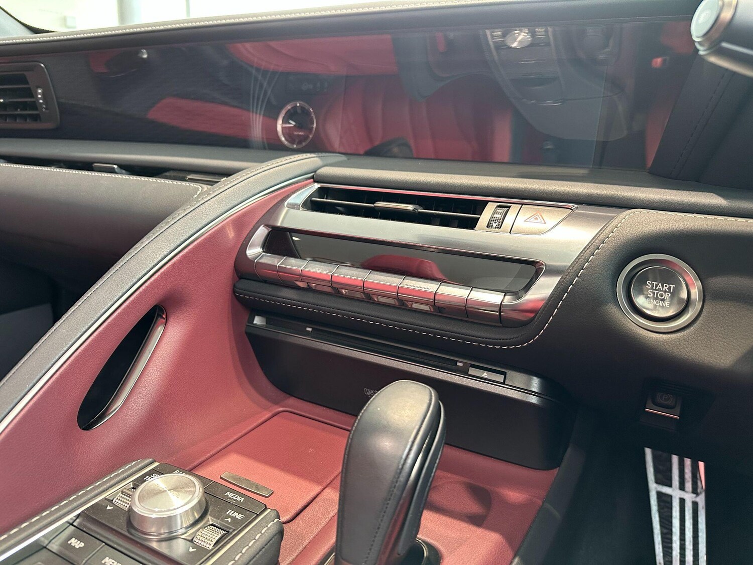 Used Lexus LC 2022 for sale - 76715059: Photo 23