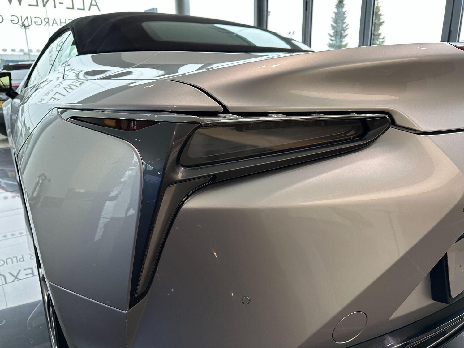 Used Lexus LC 2022 for sale - 76715059: Photo 44