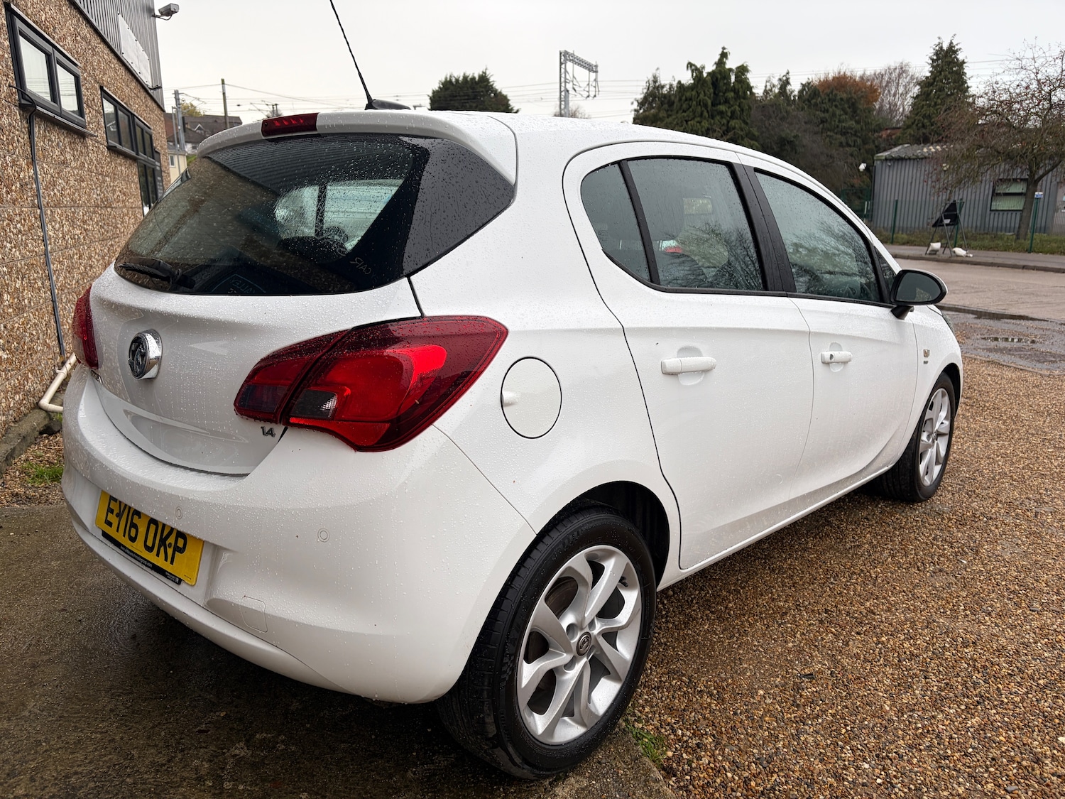 Used Vauxhall Corsa 2016 for sale - 76845414: Photo 3