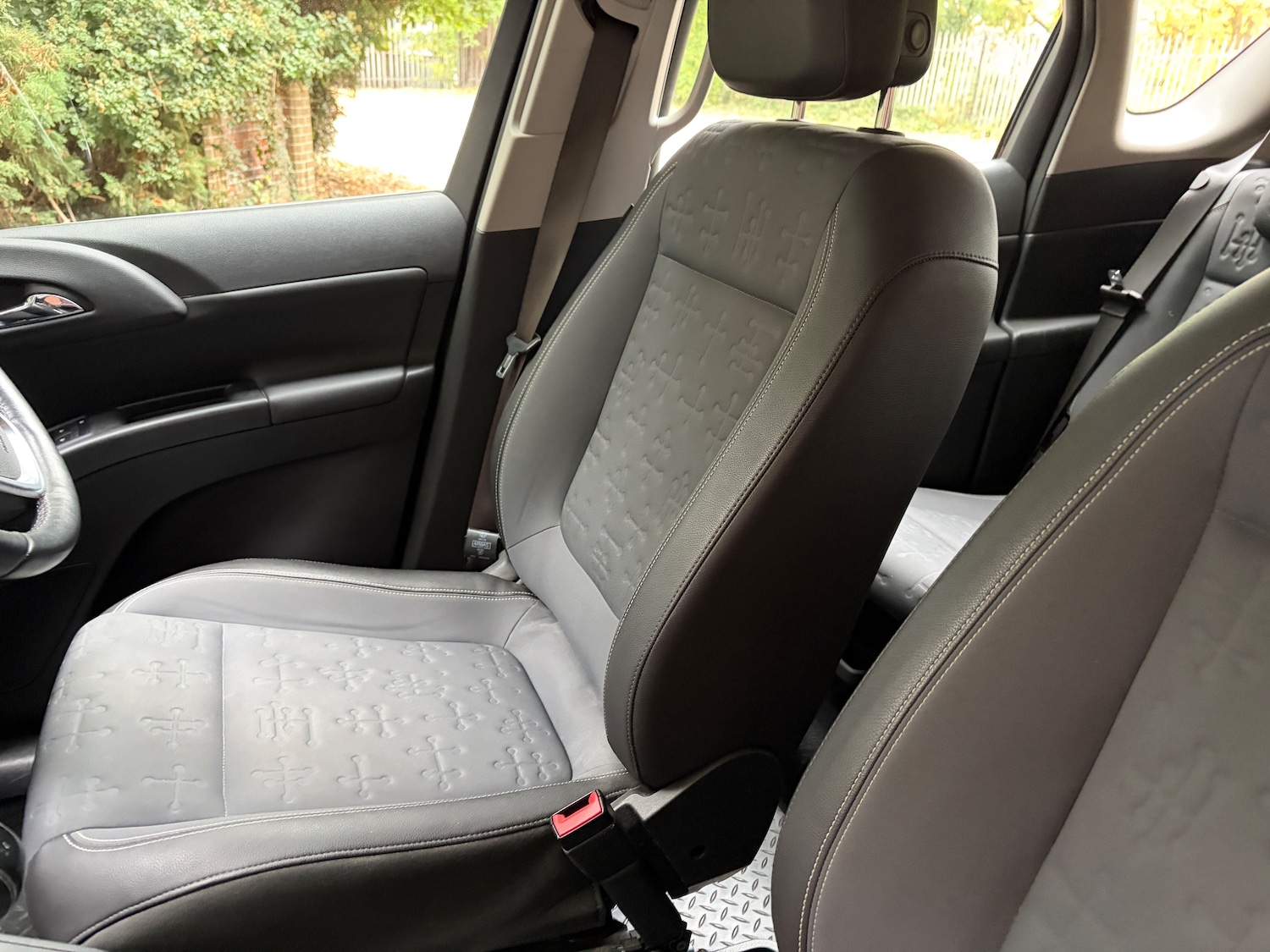 Used Vauxhall Meriva 2015 for sale - 76206612: Photo 12