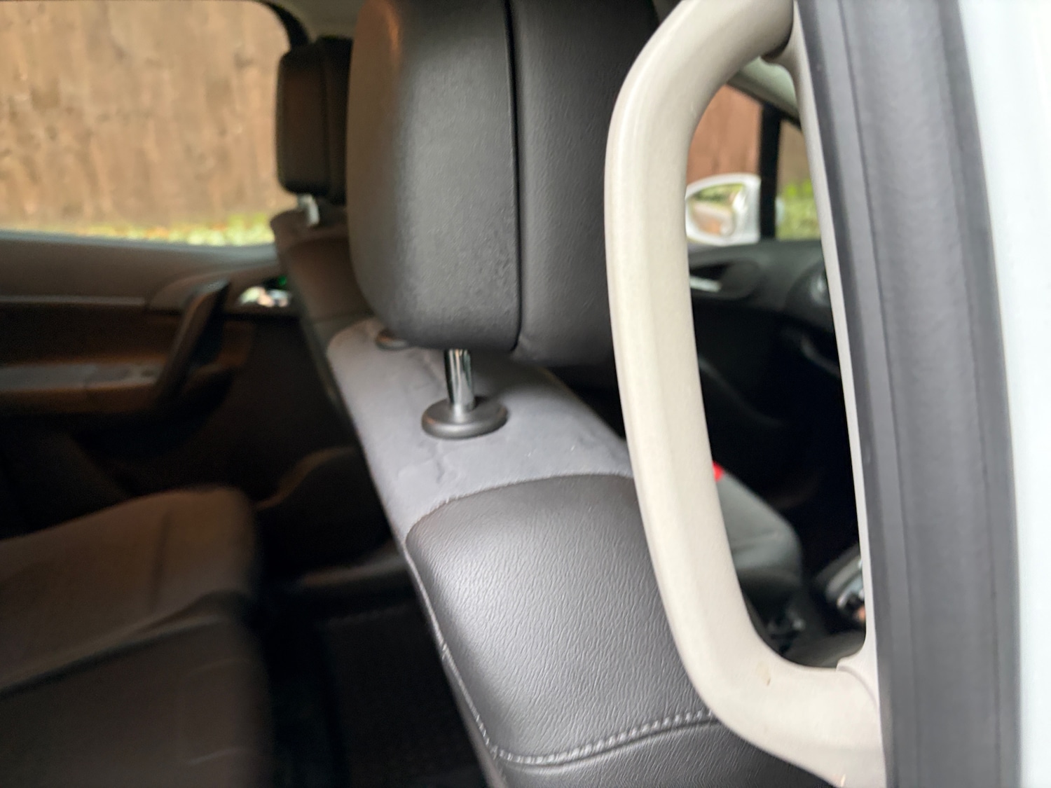 Used Vauxhall Meriva 2015 for sale - 76206612: Photo 19