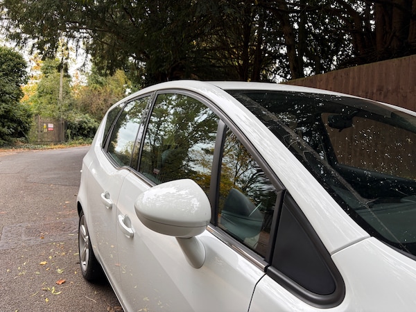 Used Vauxhall Meriva 2015 for sale - 76206612: Photo 3