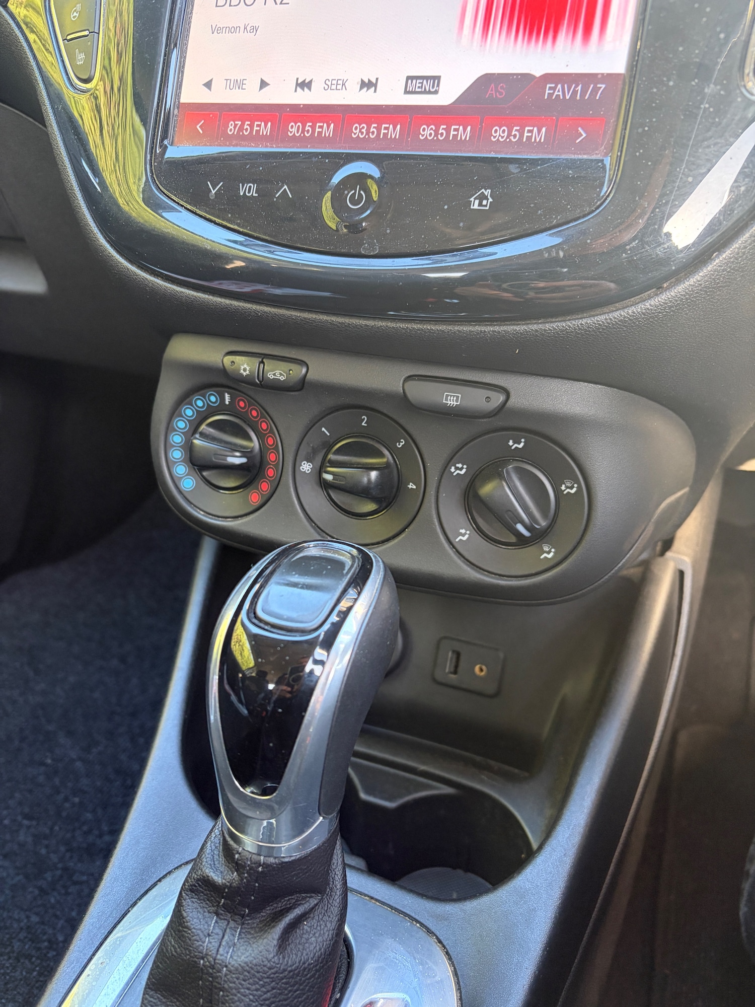 Used Vauxhall Corsa 2015 for sale - 76313791: Photo 11