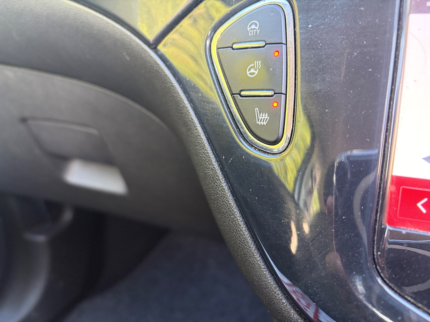 Used Vauxhall Corsa 2015 for sale - 76313791: Photo 12