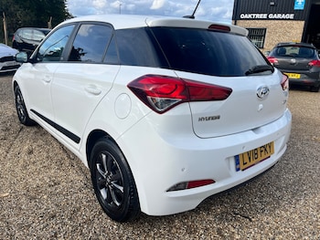 Used Hyundai i20 2018 for sale - 75974935: Photo
