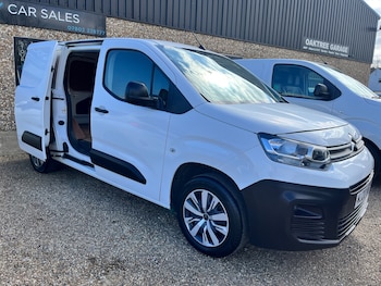 Used Citroen Berlingo 2020 for sale - 75912589: Photo