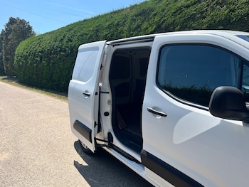 Used Citroen Berlingo 2020 for sale - 75912589: Photo